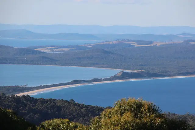 The long sandy neck of Bruny Island viewed from Mount Mangana lookout